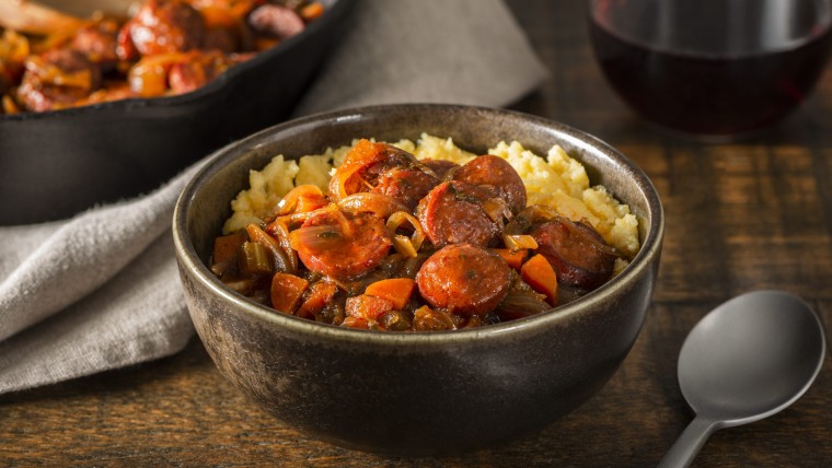 Red Wine-Braised Sausages with Polenta